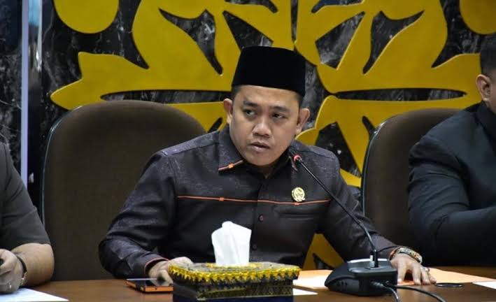 Ketua DPRD Kota Pekanbaru, Muhammad Isa Lahamid (foto/int)